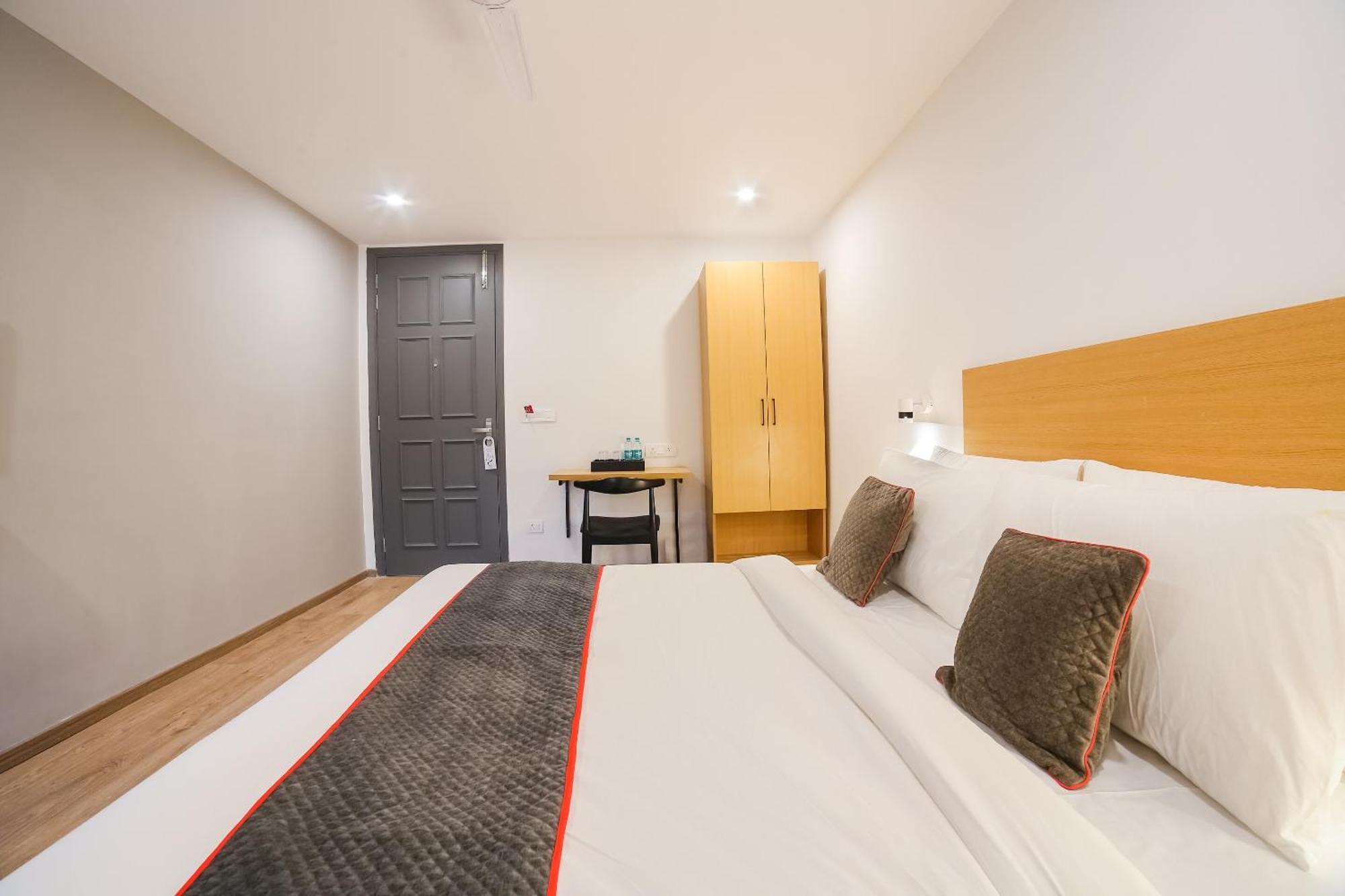 Hotel Super Townhouse Near Appu Ghar Gurgaon Zewnętrze zdjęcie