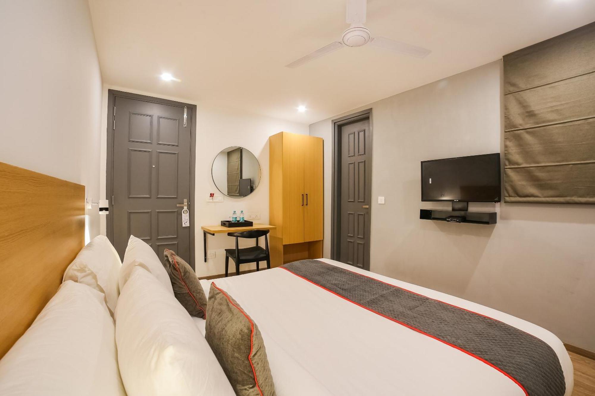 Hotel Super Townhouse Near Appu Ghar Gurgaon Zewnętrze zdjęcie