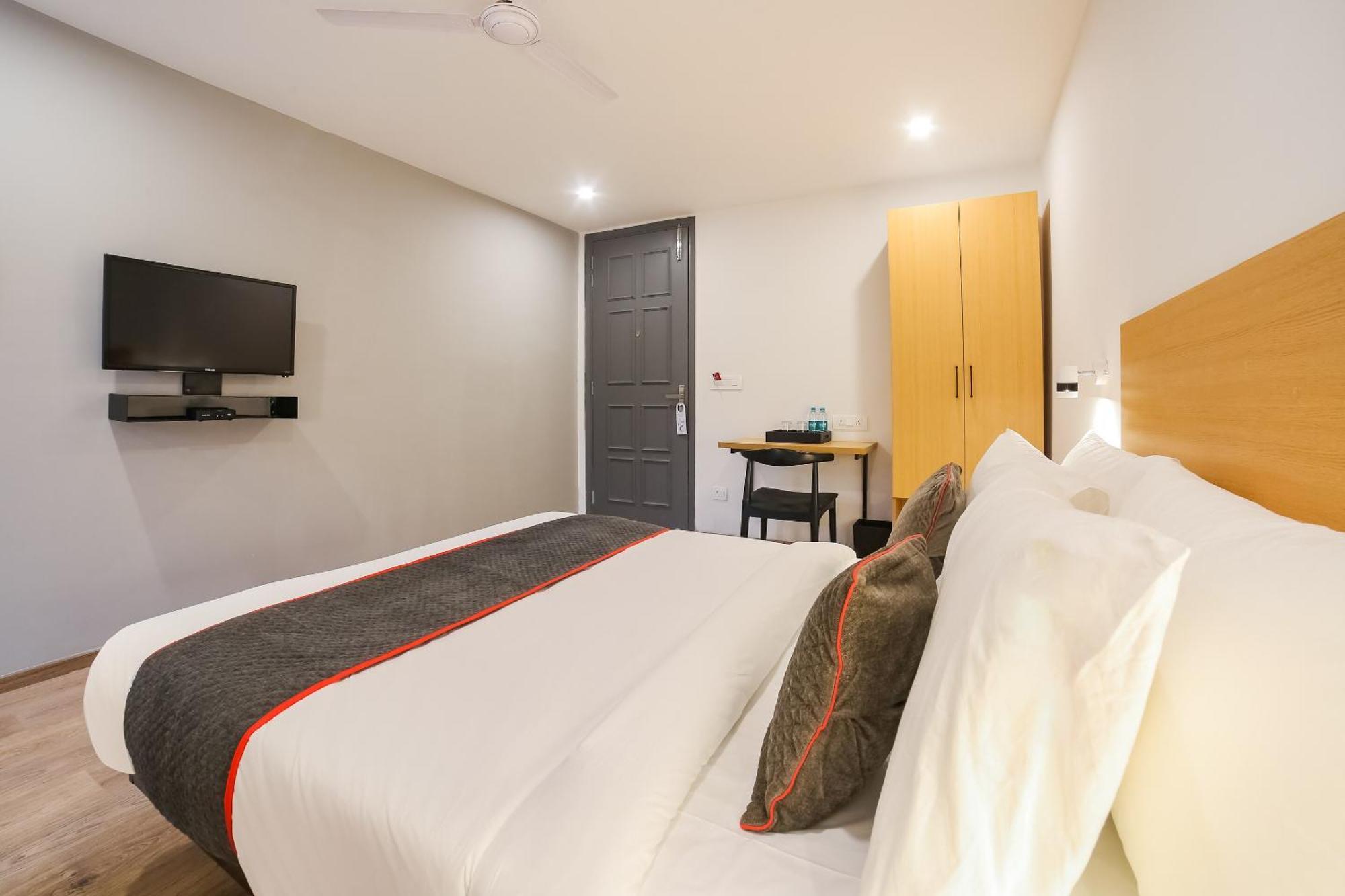Hotel Super Townhouse Near Appu Ghar Gurgaon Zewnętrze zdjęcie